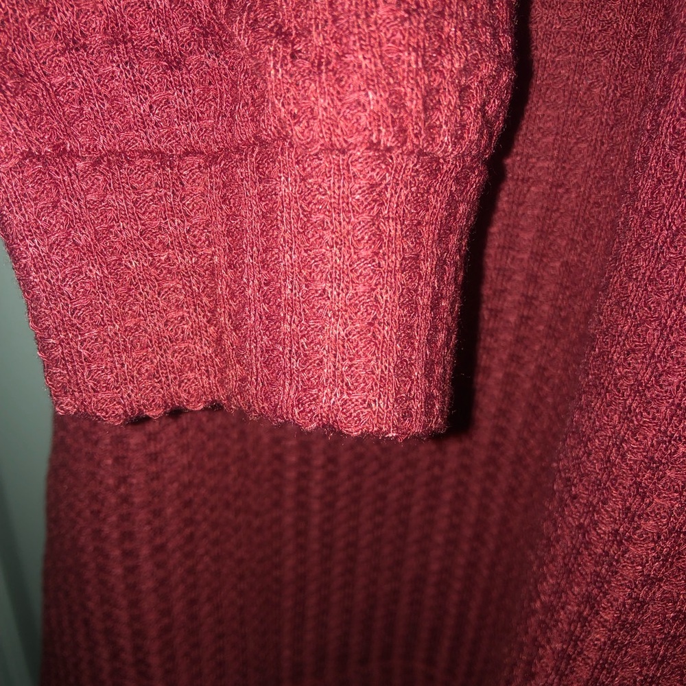 Red Shoulderless Knit Top - Picture 7 of 7